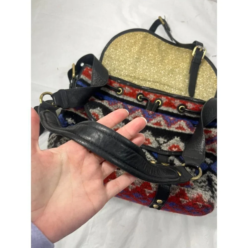 BADGLEY MISCHKA Mark + James purse saddle bag crossbody